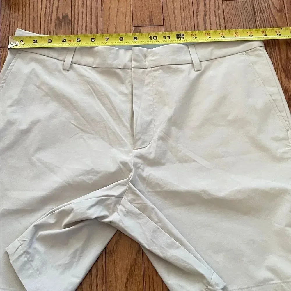 Ministry of Supply Khaki Pace Poplin Shorts Men’s Sz 34
